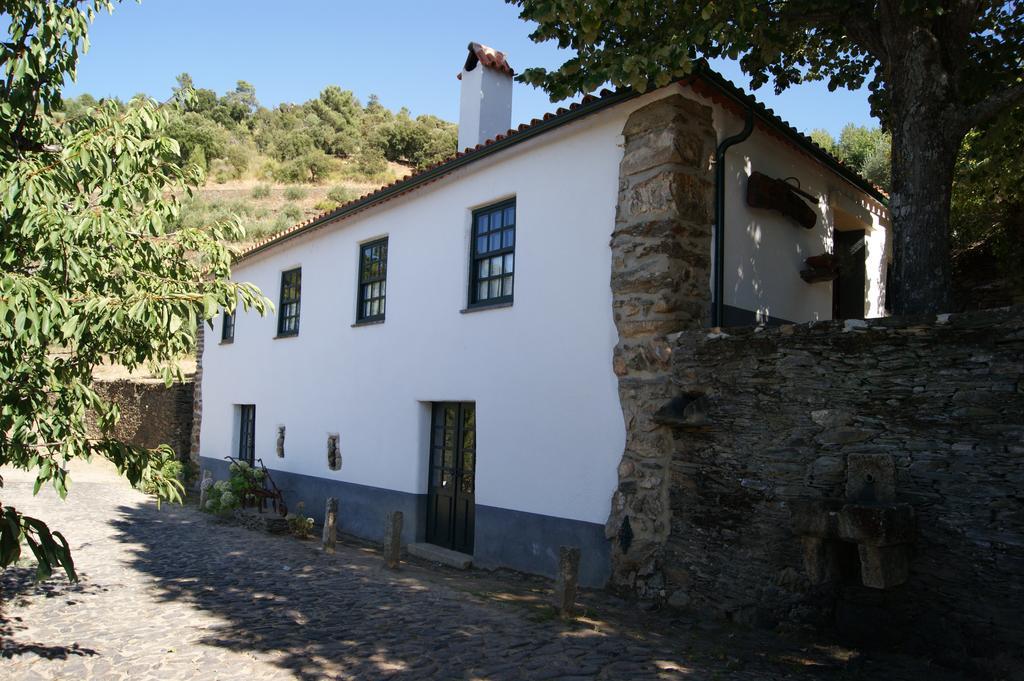 Quinta Das Aveleiras Villa Torre De Moncorvo Exterior photo